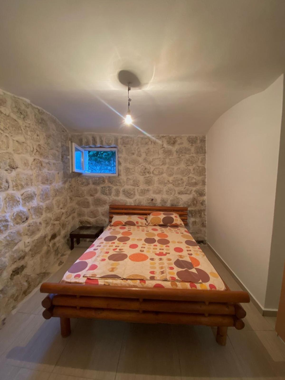 Pavle Apartmani Risan Εξωτερικό φωτογραφία