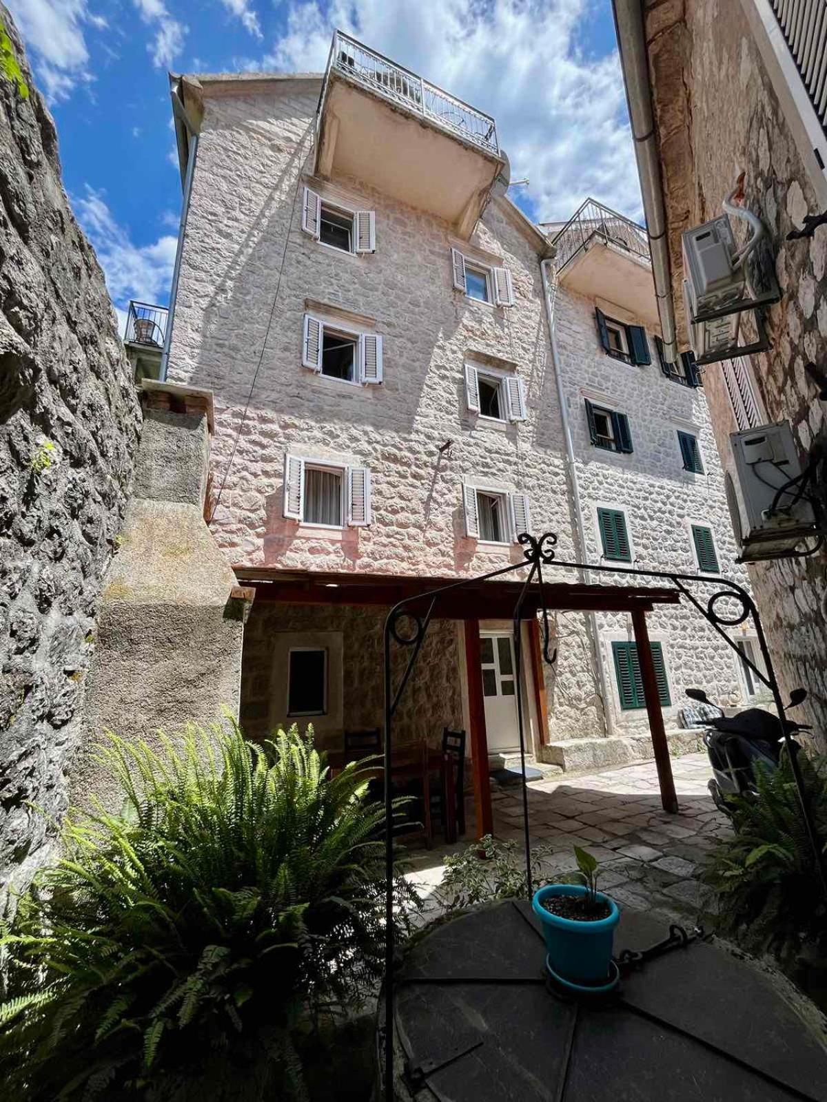 Pavle Apartmani Risan Εξωτερικό φωτογραφία